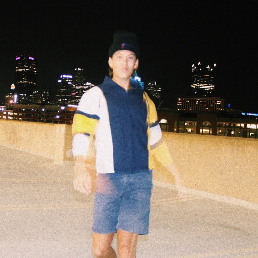 PACER // Sm - Picture 4 of 5